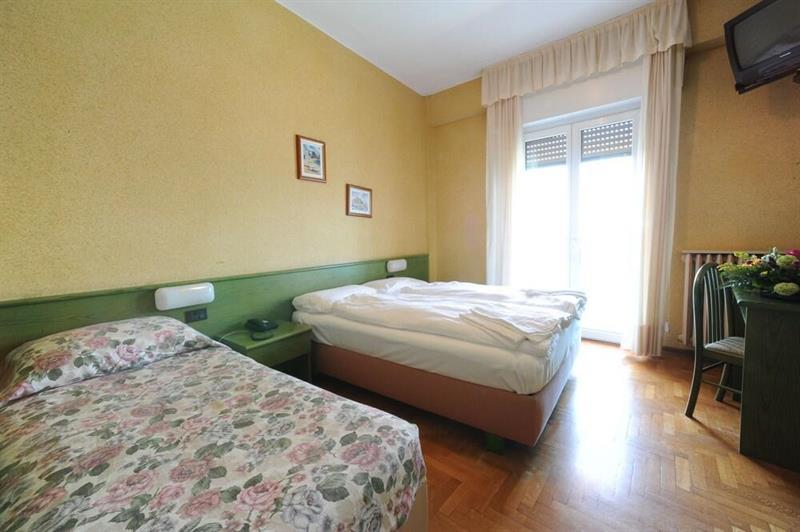 Hotel Caribe - Garda Lake Collection Brenzone sul Garda Ngoại thất bức ảnh